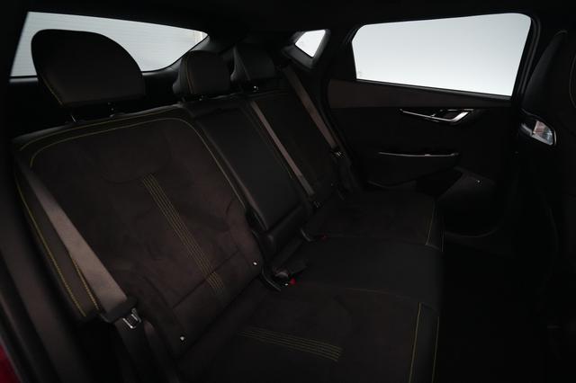 2023 Kia EV6 — photo 4 of 21