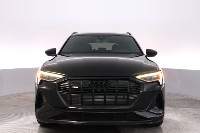 2023 Audi e-tron — photo 9 of 29