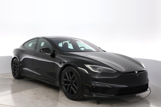 2023 Tesla Model S — photo 10 of 24