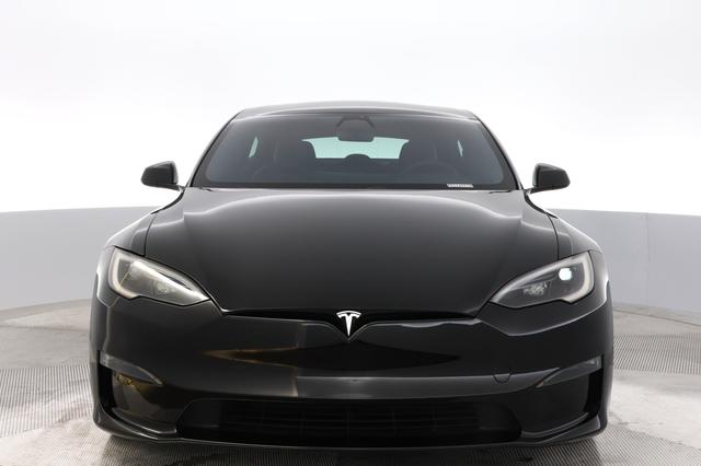 2023 Tesla Model S — photo 9 of 24