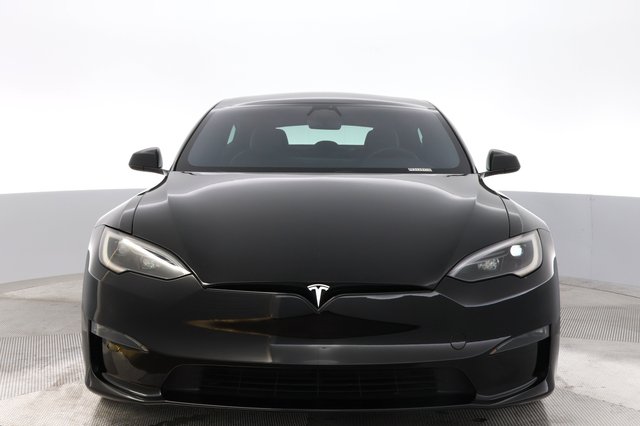 2023 Tesla Model S — photo 9 of 24