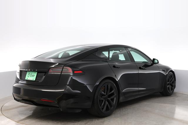 2023 Tesla Model S — photo 2 of 24