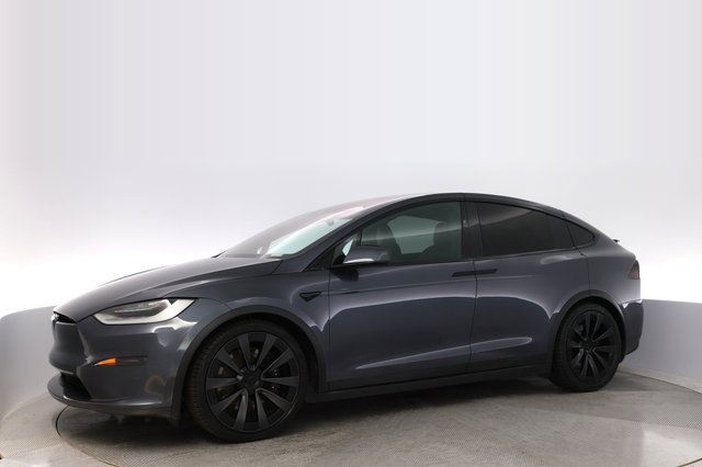 2023 Tesla Model X — photo 14 of 26