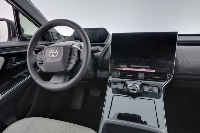 2024 Toyota bZ4X — photo 20 of 23