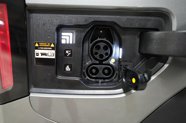 2024 Kia EV9 — photo 8 of 27