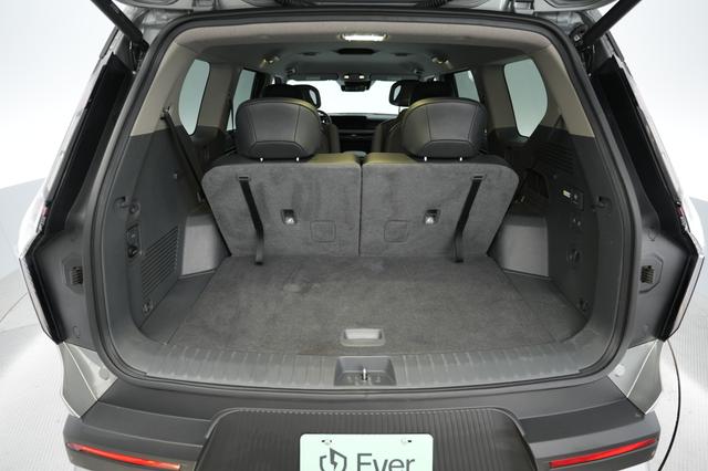 2024 Kia EV9 — photo 6 of 27