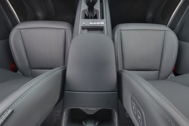 2024 Kia EV9 — photo 23 of 27