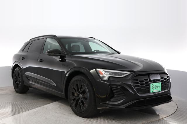 2024 Audi Q8 e-tron — photo 10 of 21