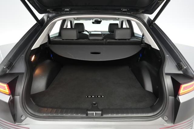 2023 Hyundai IONIQ 5 — photo 6 of 24