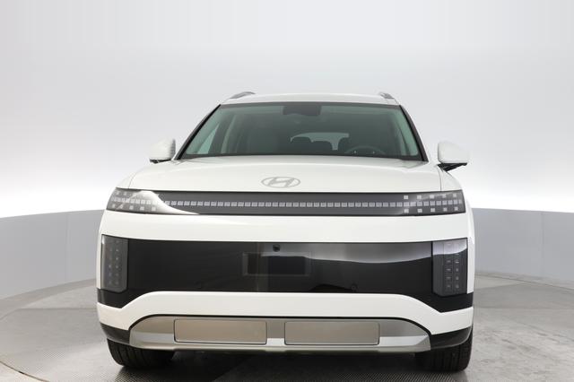 2026 Hyundai IONIQ 9 — photo 9 of 23