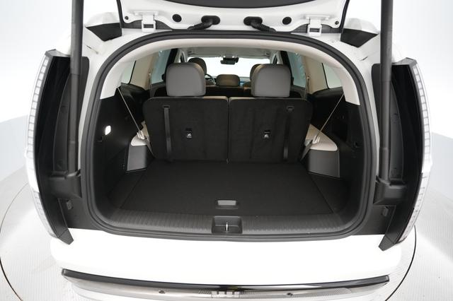 2026 Hyundai IONIQ 9 — photo 6 of 23