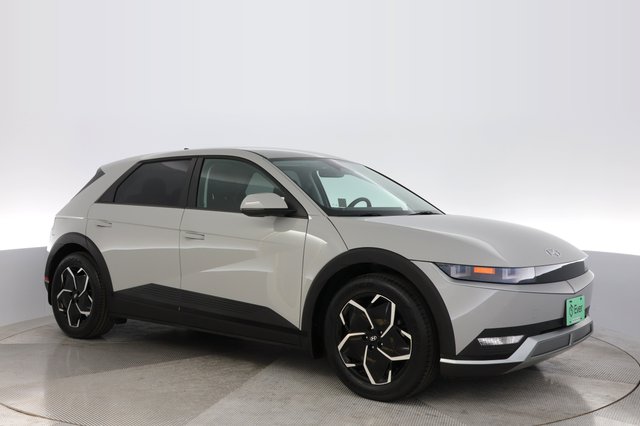 2024 Hyundai IONIQ 5 — photo 11 of 24