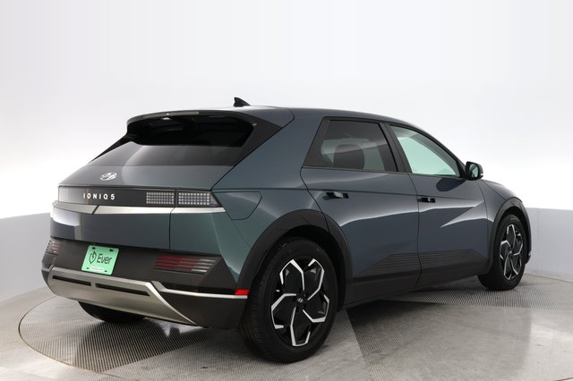 2024 Hyundai IONIQ 5 — photo 2 of 21