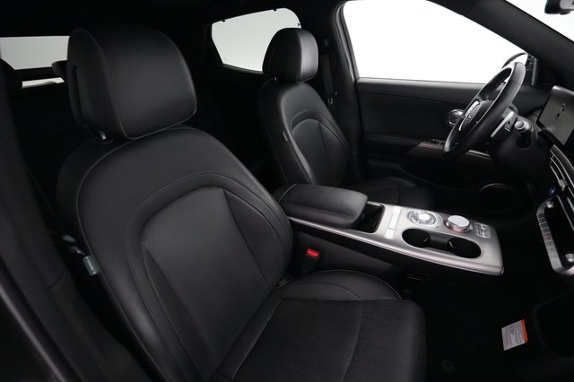 2024 Genesis GV60 — photo 16 of 22