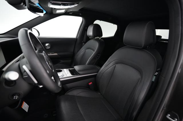 2024 Genesis GV60 — photo 3 of 22
