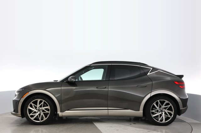 2024 Genesis GV60 — photo 12 of 22