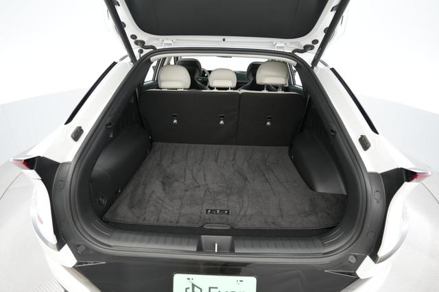 2025 Kia EV6 — photo 6 of 26