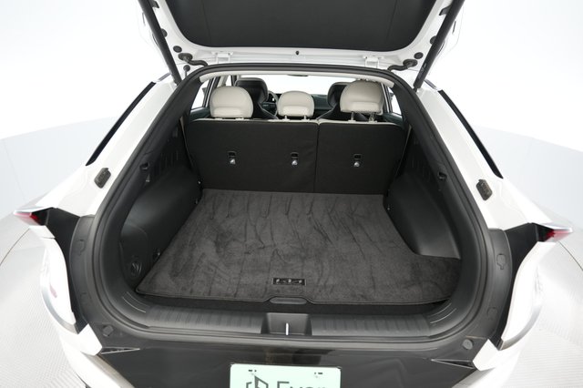 2025 Kia EV6 — photo 6 of 26