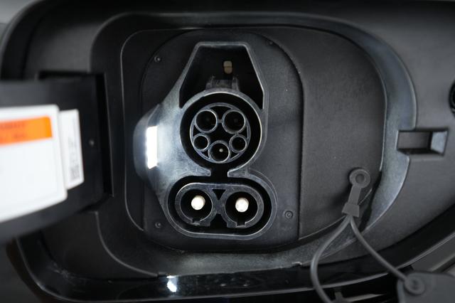 2019 Kia Niro EV — photo 8 of 27