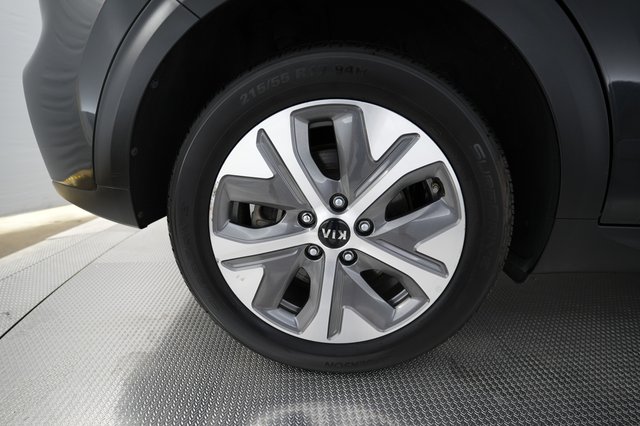 2019 Kia Niro EV — photo 17 of 27