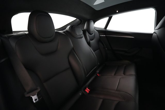 2023 Tesla Model S — photo 4 of 21
