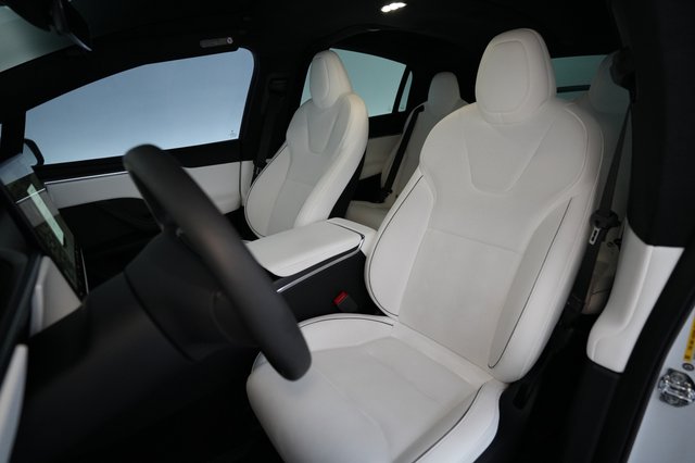 2023 Tesla Model X — photo 3 of 25