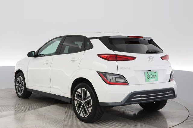 2023 Hyundai Kona Electric — photo 13 of 23