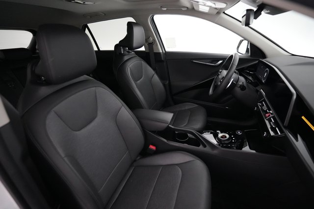 2023 Kia Niro EV — photo 16 of 20
