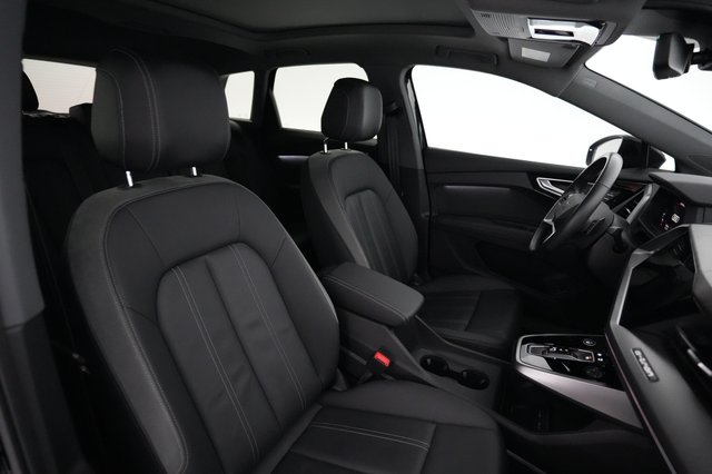 2023 Audi Q4 e-tron — photo 16 of 18
