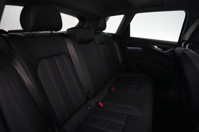 2023 Audi Q4 e-tron — photo 4 of 18