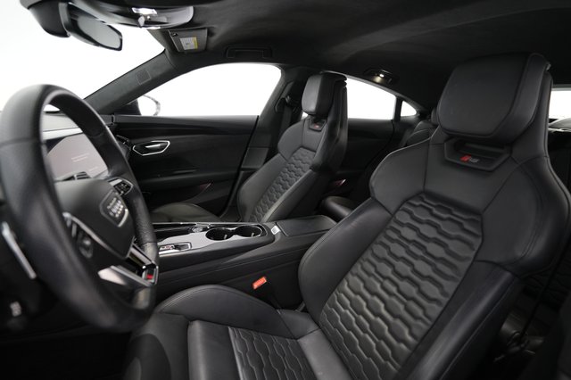 2023 Audi RS e-tron GT — photo 3 of 25