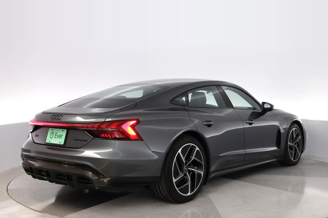 2023 Audi RS e-tron GT — photo 2 of 25