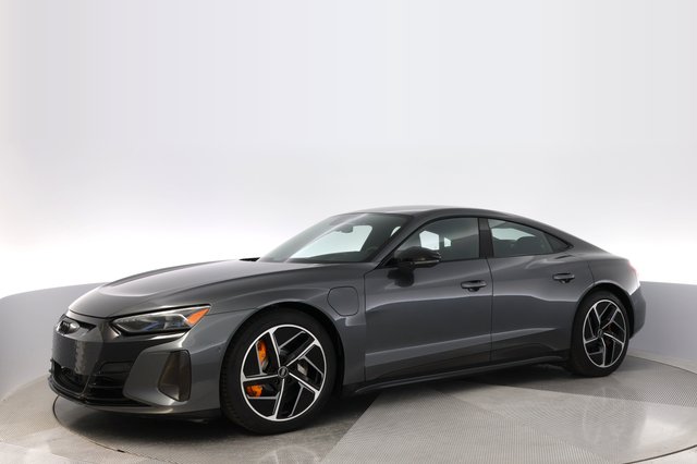 2023 Audi RS e-tron GT — photo 14 of 25
