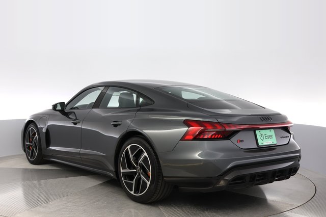 2023 Audi RS e-tron GT — photo 13 of 25