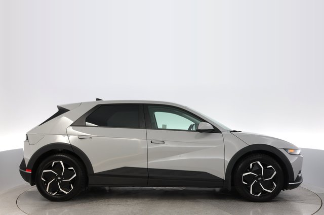 2024 Hyundai IONIQ 5 — photo 10 of 20