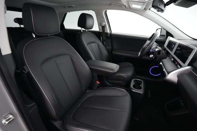 2024 Hyundai IONIQ 5 — photo 16 of 19