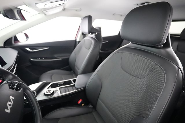 2024 Kia EV6 — photo 3 of 24
