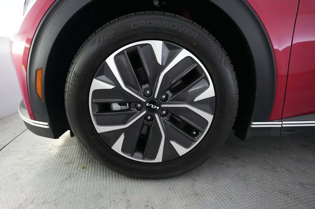 2024 Kia EV6 — photo 15 of 24
