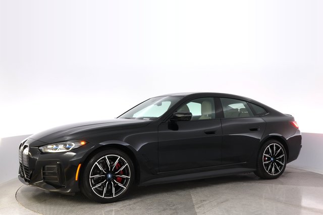 2024 BMW i4 — photo 14 of 20