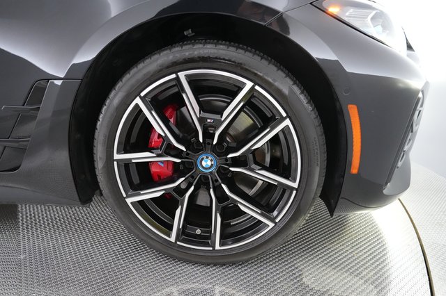 2024 BMW i4 — photo 7 of 20