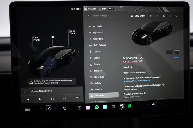 2022 Tesla Model 3 — photo 5 of 24