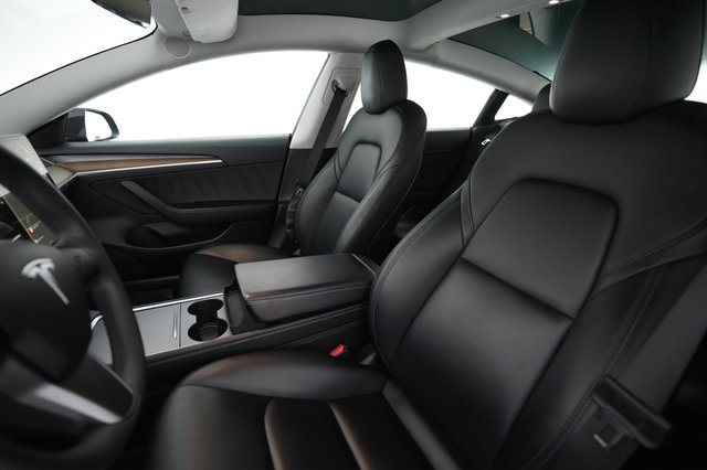 2022 Tesla Model 3 — photo 3 of 24