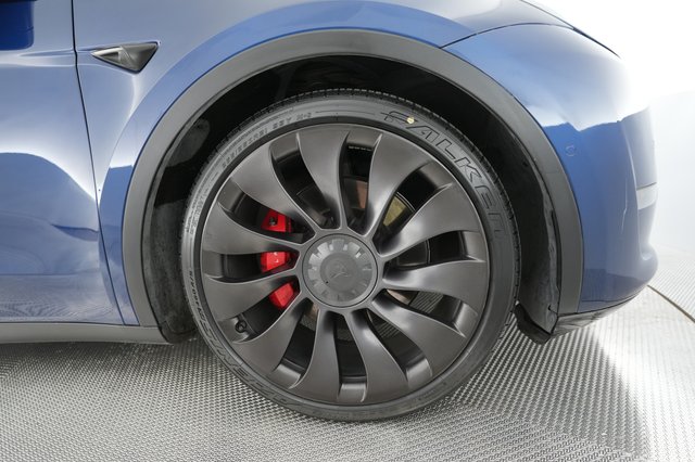 2022 Tesla Model Y — photo 15 of 22