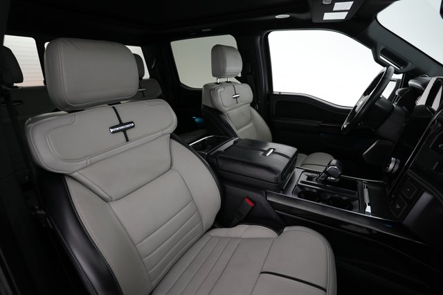 2022 Ford F-150 Lightning — photo 12 of 18