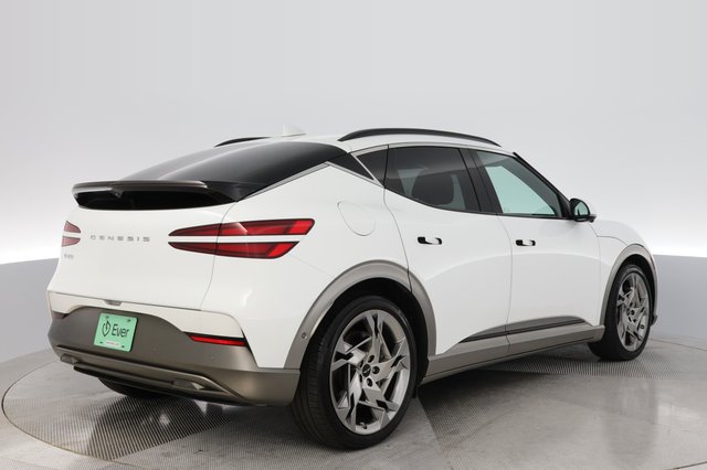 2023 Genesis GV60 — photo 2 of 19