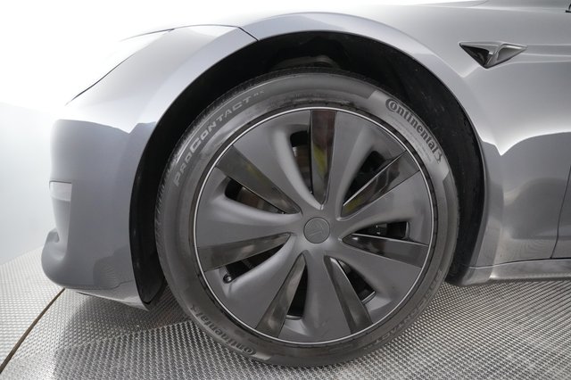 2024 Tesla Model S — photo 16 of 22