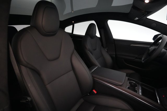 2024 Tesla Model S — photo 18 of 22