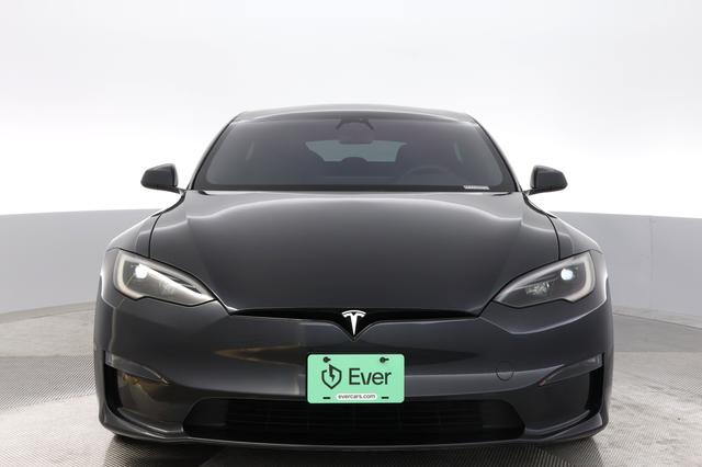 2024 Tesla Model S — photo 9 of 22