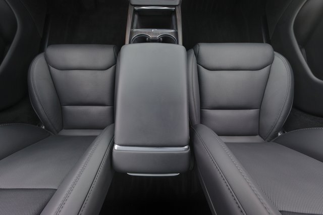 2024 Tesla Model S — photo 20 of 22