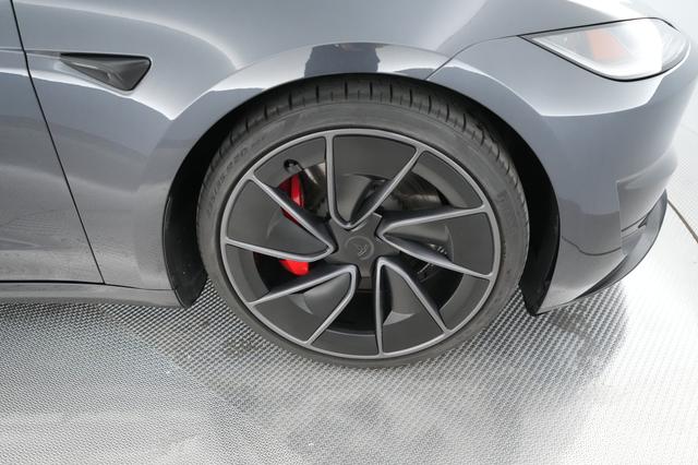 2024 Tesla Model 3 — photo 7 of 27